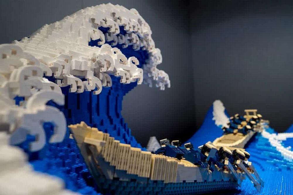 LEGO Hokusai